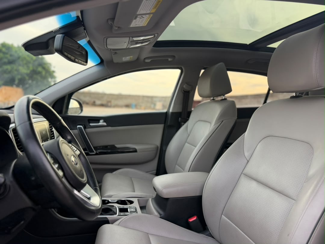 KIA SPORTAGE AWD EX 2020