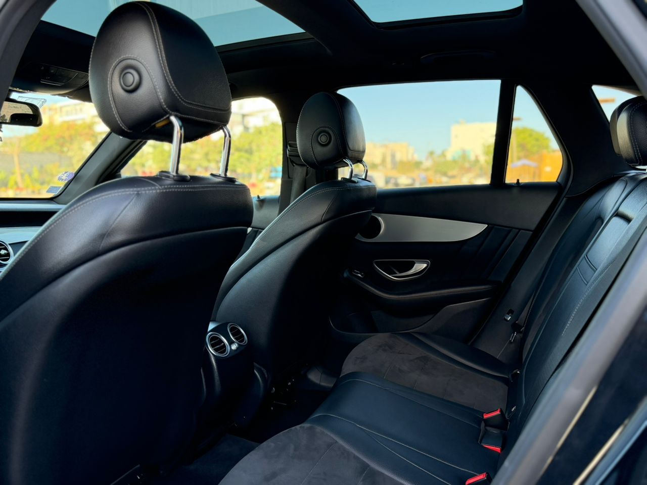 MERCEDES BENZ CLASS GLC 250