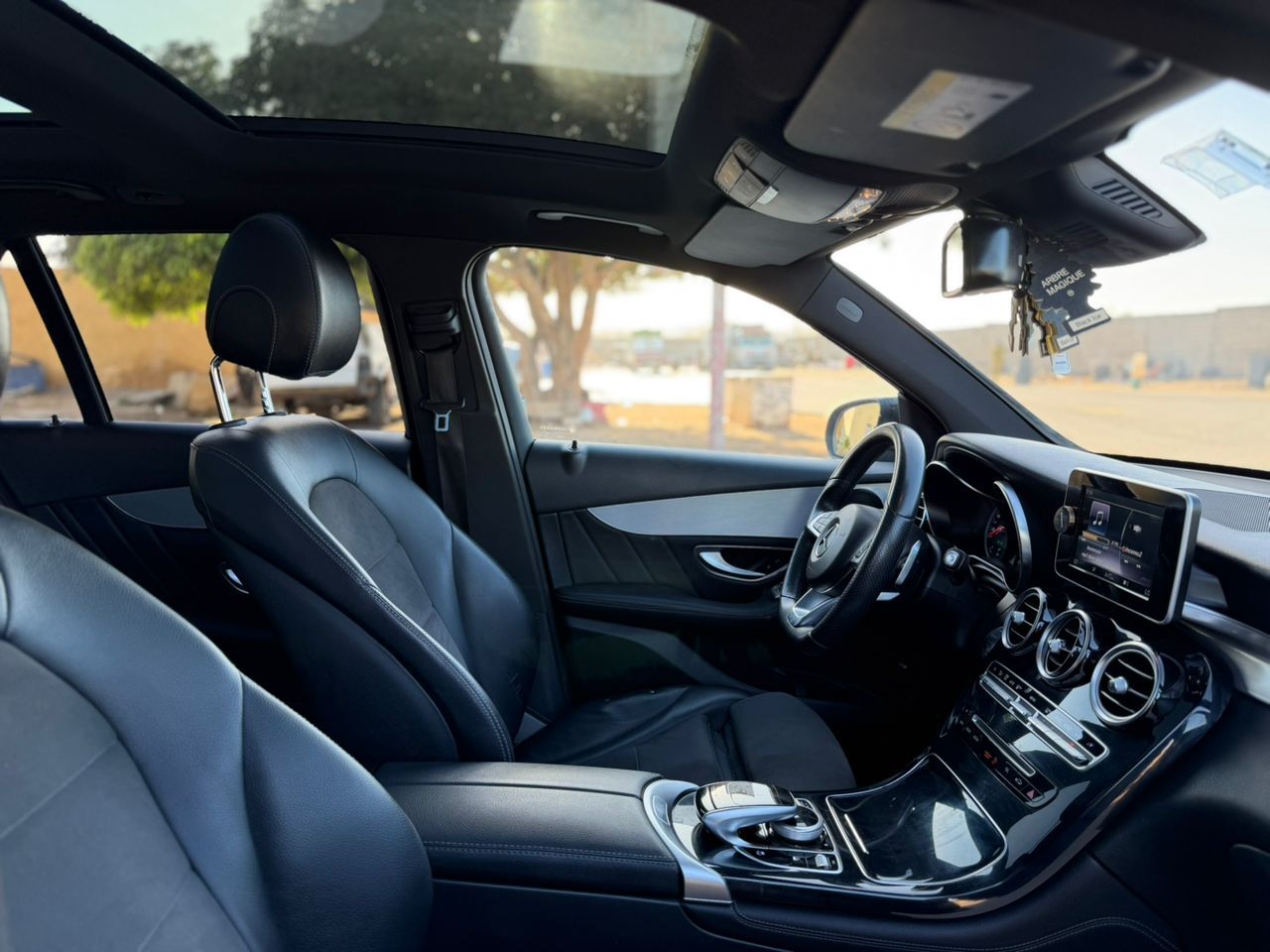 MERCEDES BENZ CLASS GLC 250