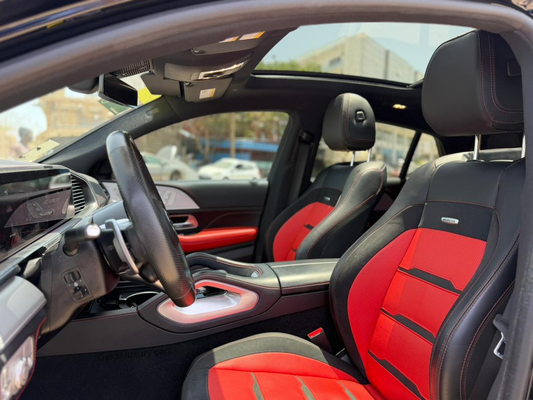 MERCEDES BENZ GLE 53 AMG 2024