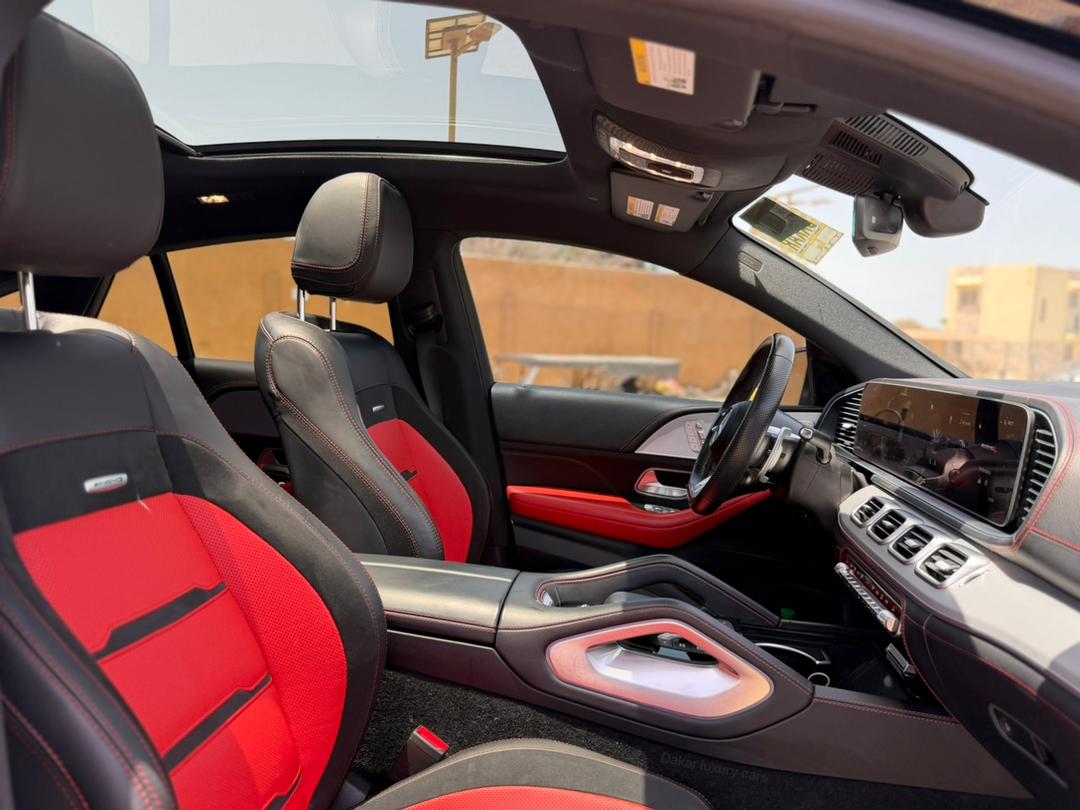 MERCEDES BENZ GLE 53 AMG 2024