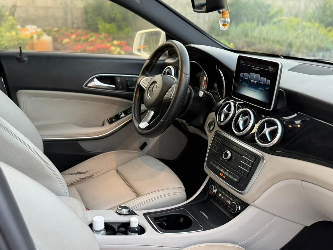 MERCEDES CLA 250 2016.