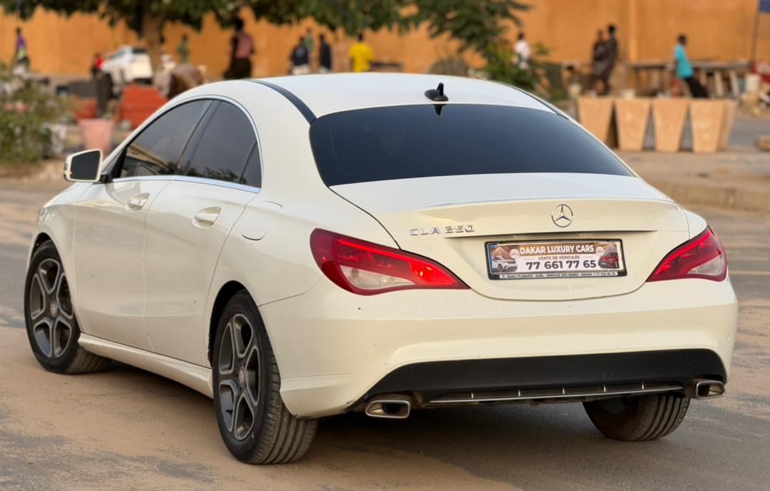 MERCEDES CLA 250 2016.