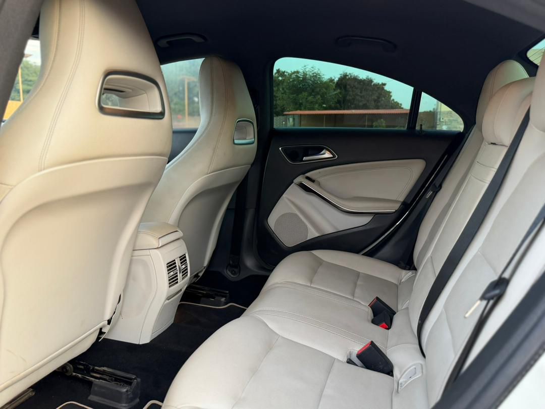 MERCEDES CLA 250 2016.