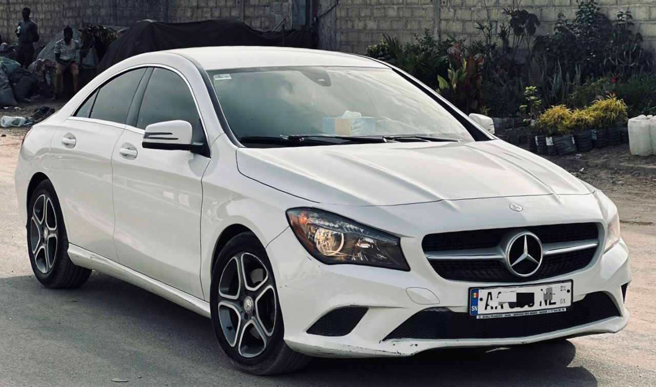 MERCEDES CLA 250