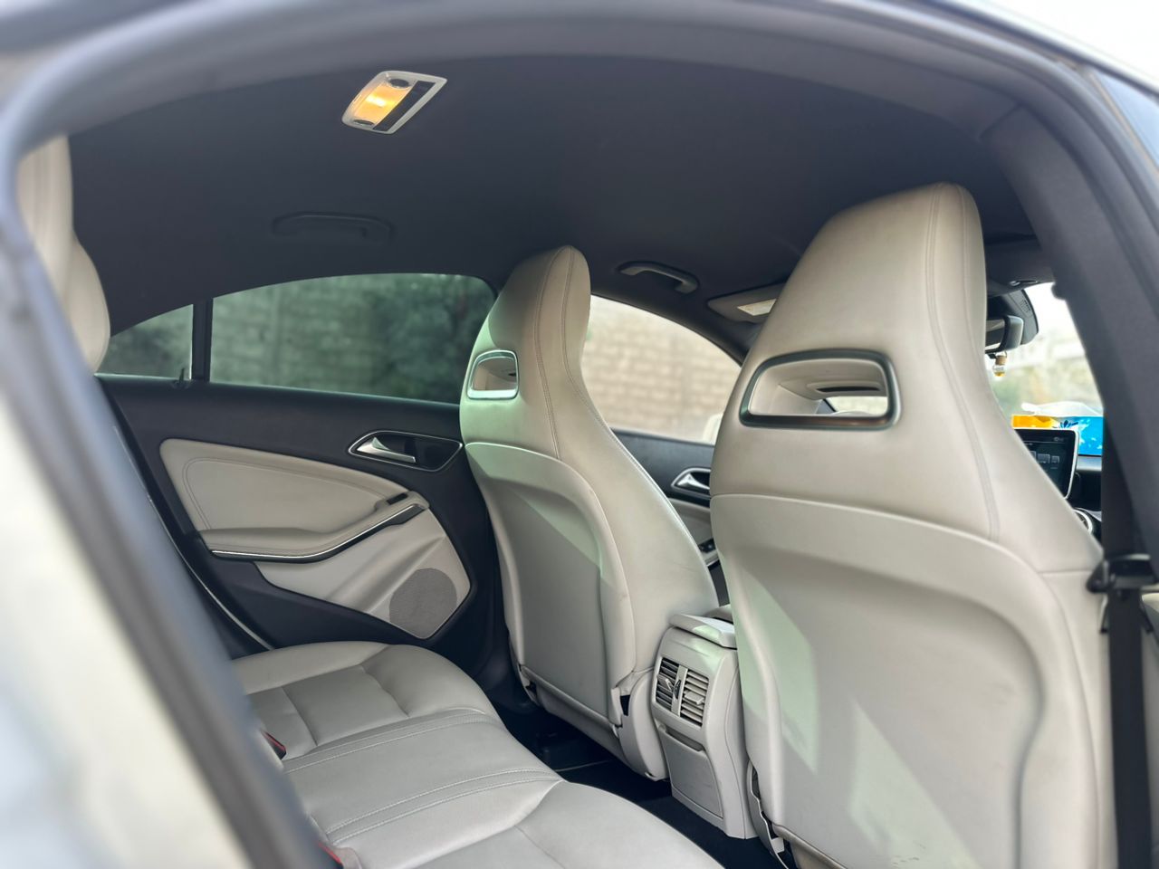 MERCEDES CLA 250
