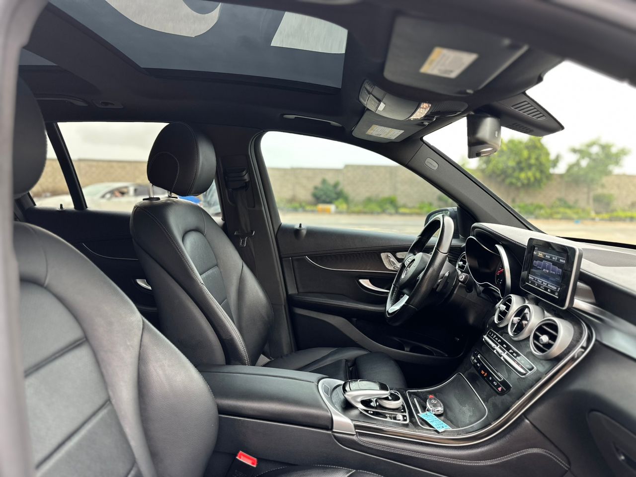 MERCEDES GLC300 2017