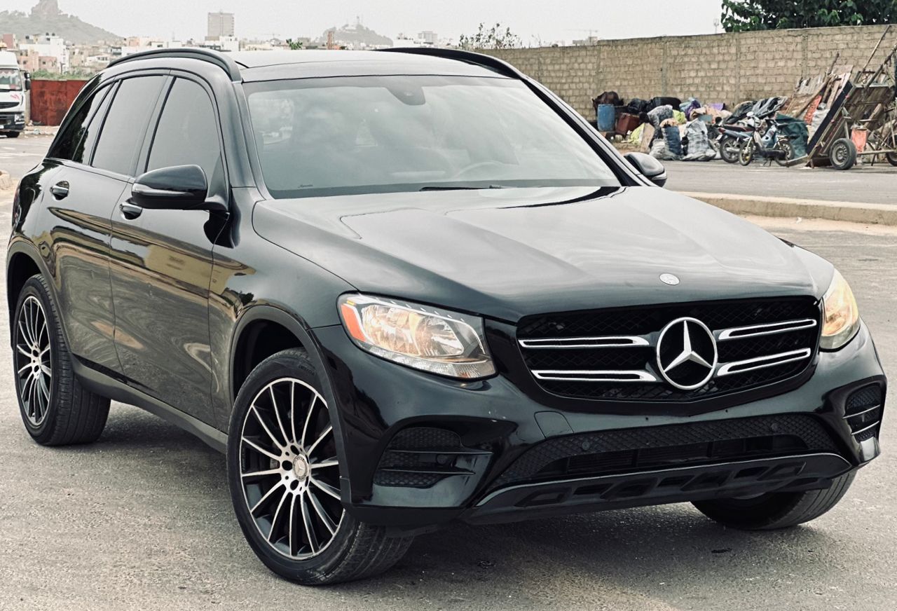 MERCEDES GLC300 2017