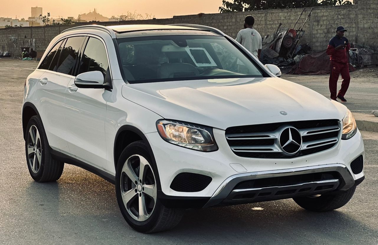 Mercedes GLC300