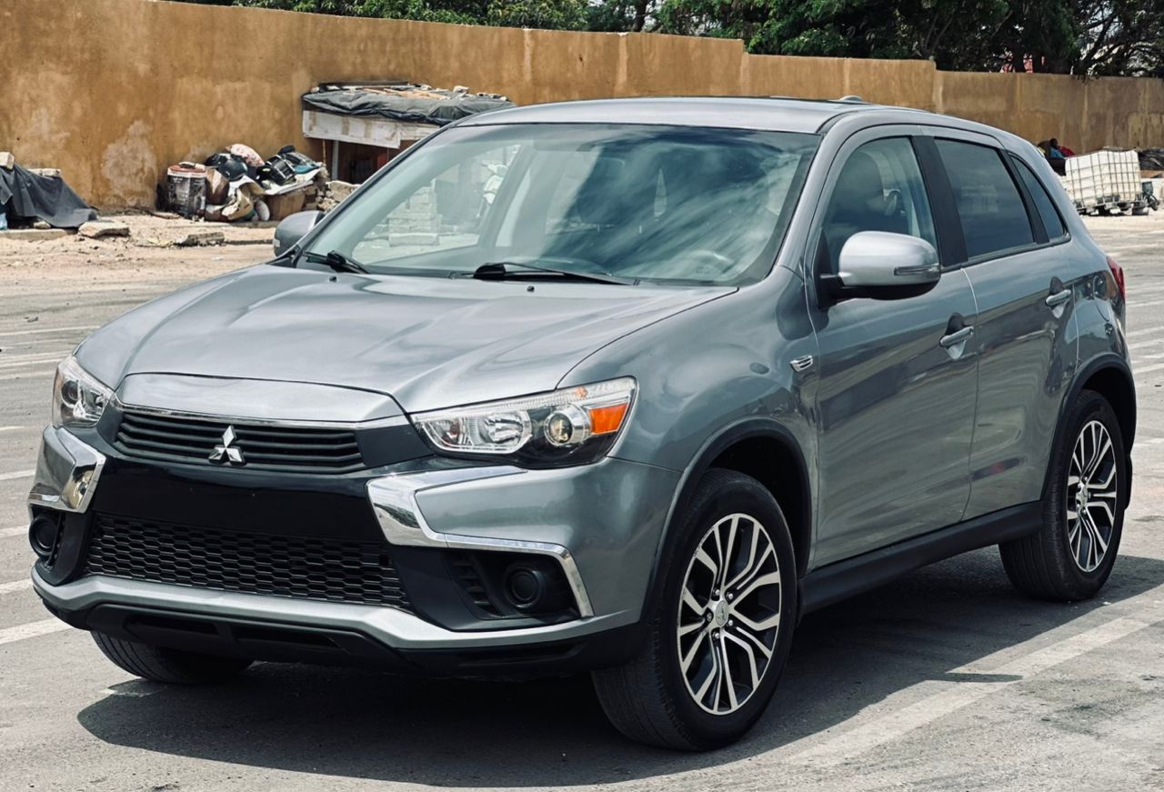 MITSHUBISHI OUTLANDER SPORT 2.0 2019.