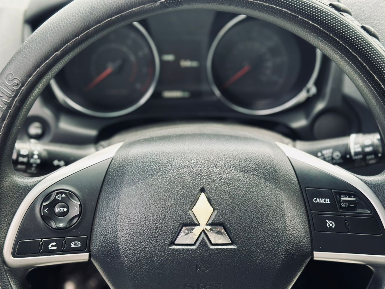 MITSHUBISHI OUTLANDER SPORT 2.0 2019.