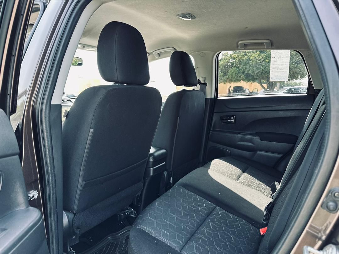 MITSUBISHI OUTLANDER 2020