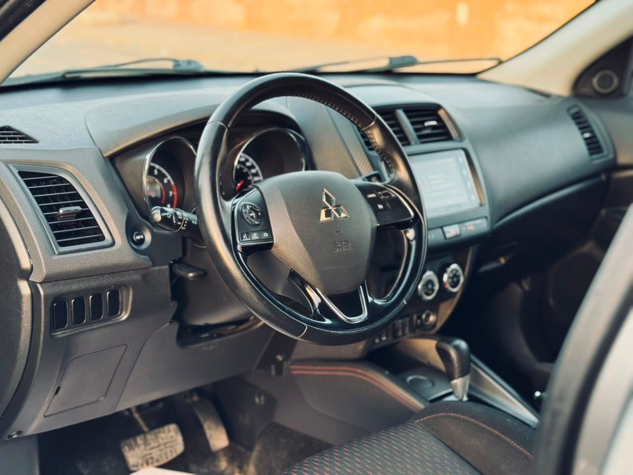 MITSUBISHI RVR 2019