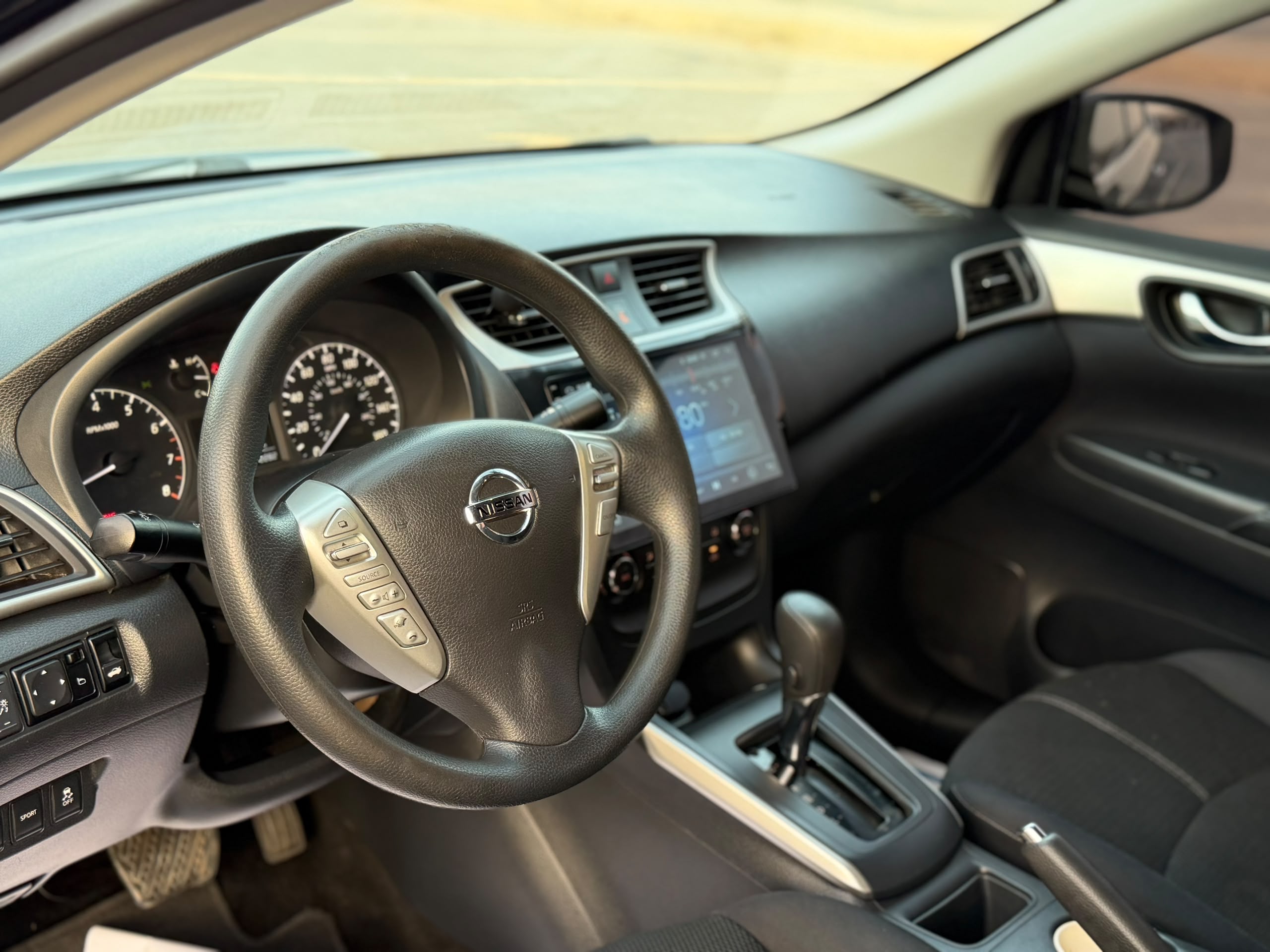 .NISSAN SENTRA 2017.