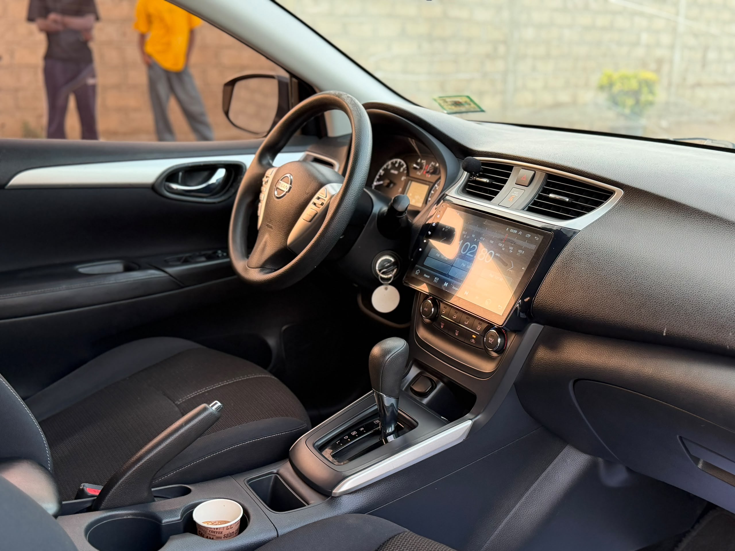 .NISSAN SENTRA 2017.