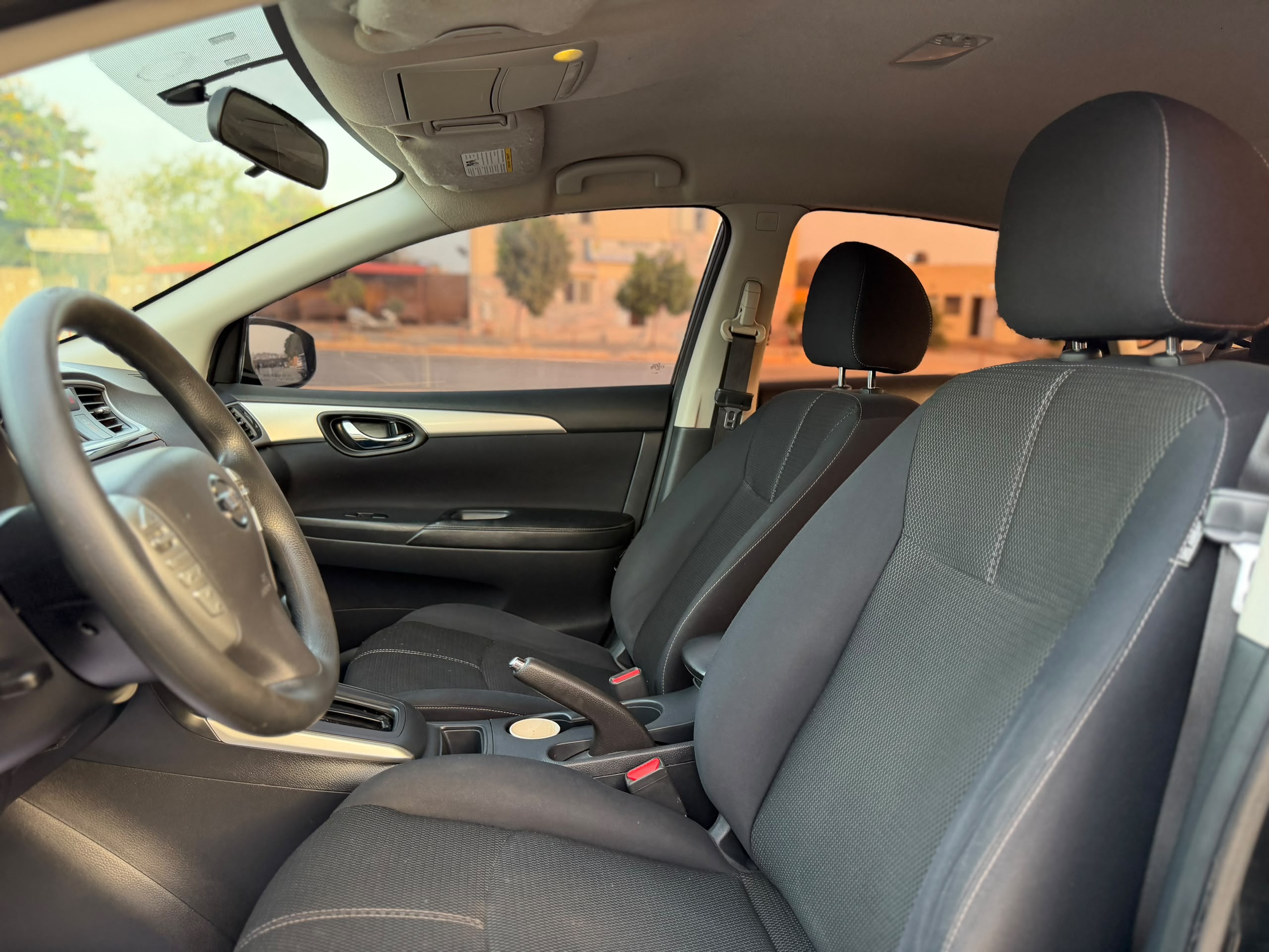 .NISSAN SENTRA 2017.