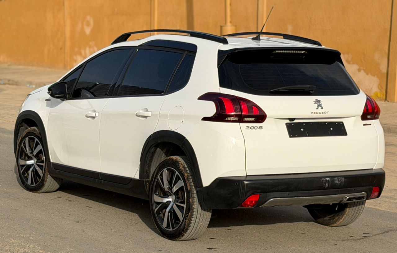 Peugeot 2008 Gt Line 2020.