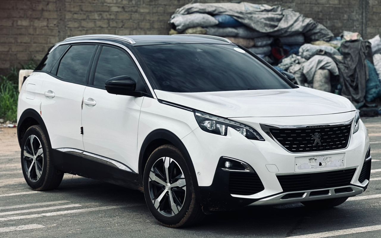 PEUGEOT 3008 GT LINE