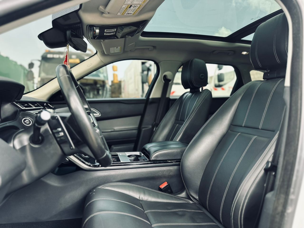 RANGE ROVER VELAR S