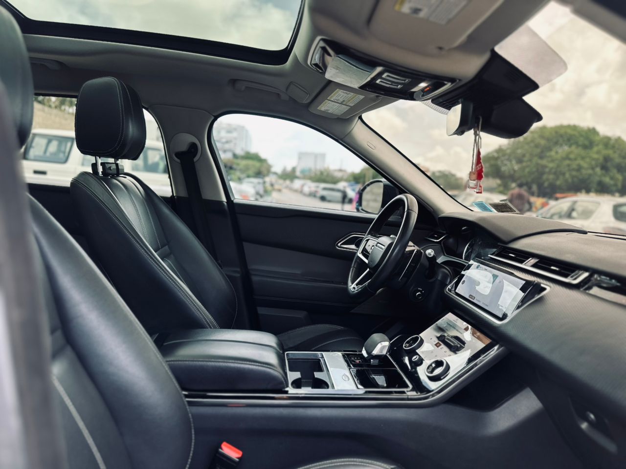 RANGE ROVER VELAR S