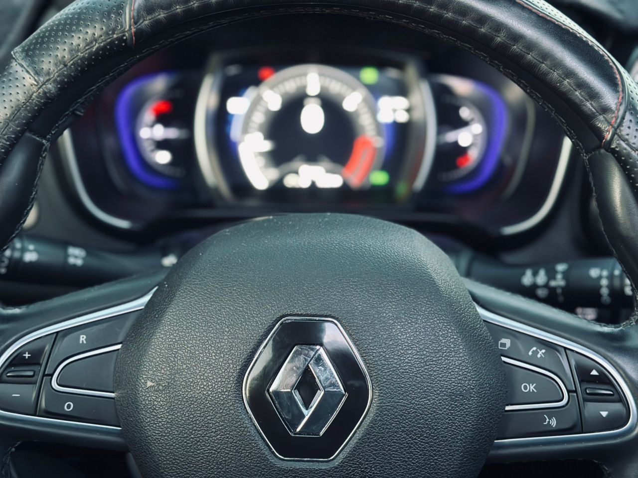 RENAULT KOLEOS QM6 2019