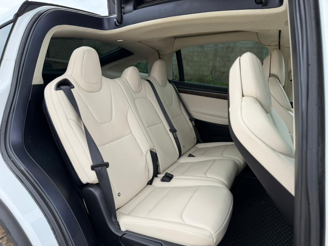 TESLA MODEL X 75D
