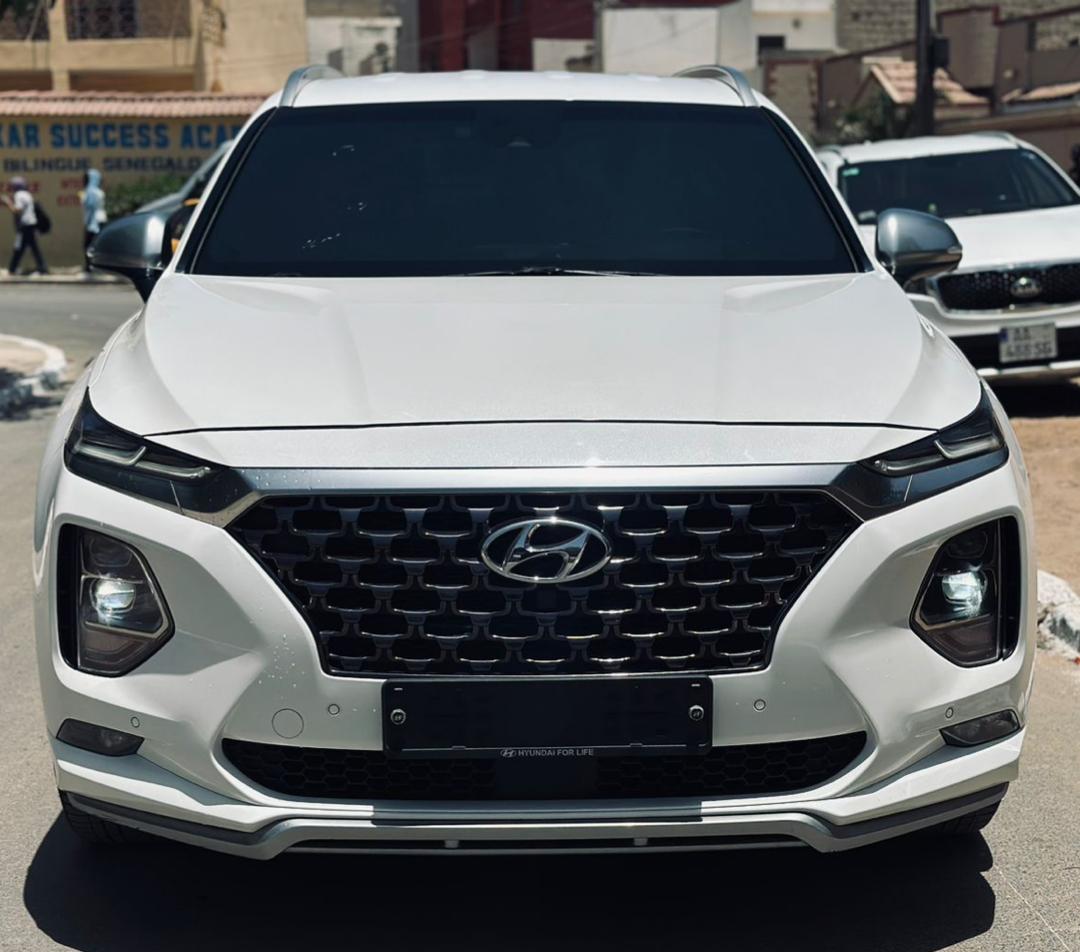 HYUNDAI SANTAFE 2020
