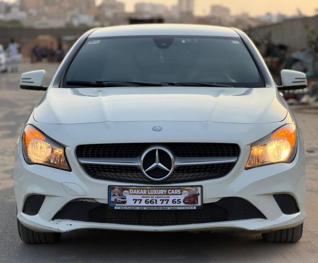 MERCEDES CLA 250 2016.