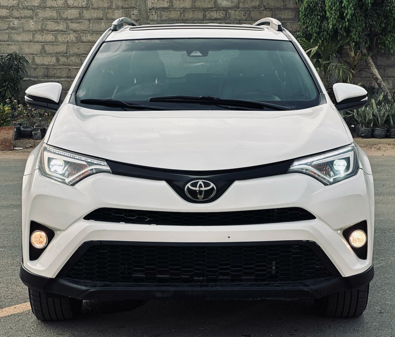 TOYOTA RAV 4 SE 2018..