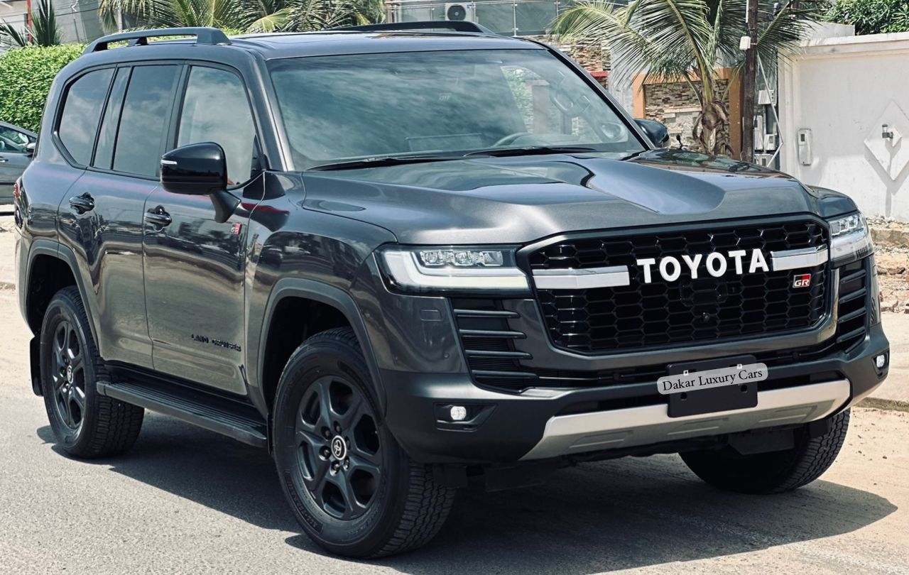 Toyota Land Cruiser GR Sport 2024 0Km - Boite Automatique