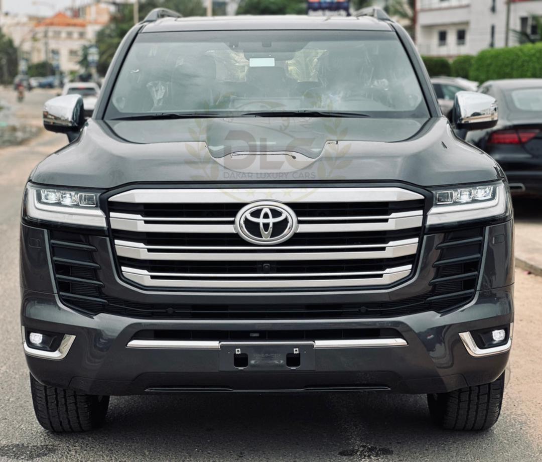 Toyota Land Cruiser VX  2024 Noir
