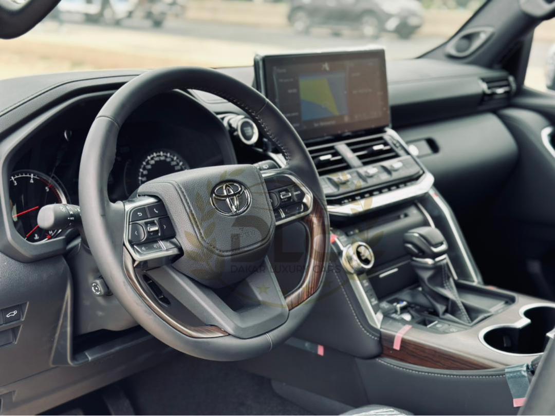 Toyota Land Cruiser VX  2024 Noir