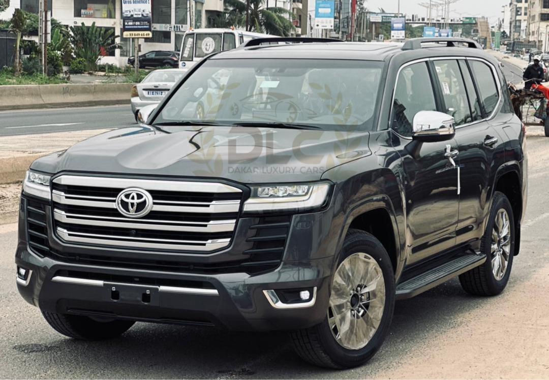 Toyota Land Cruiser VX  2024 Noir