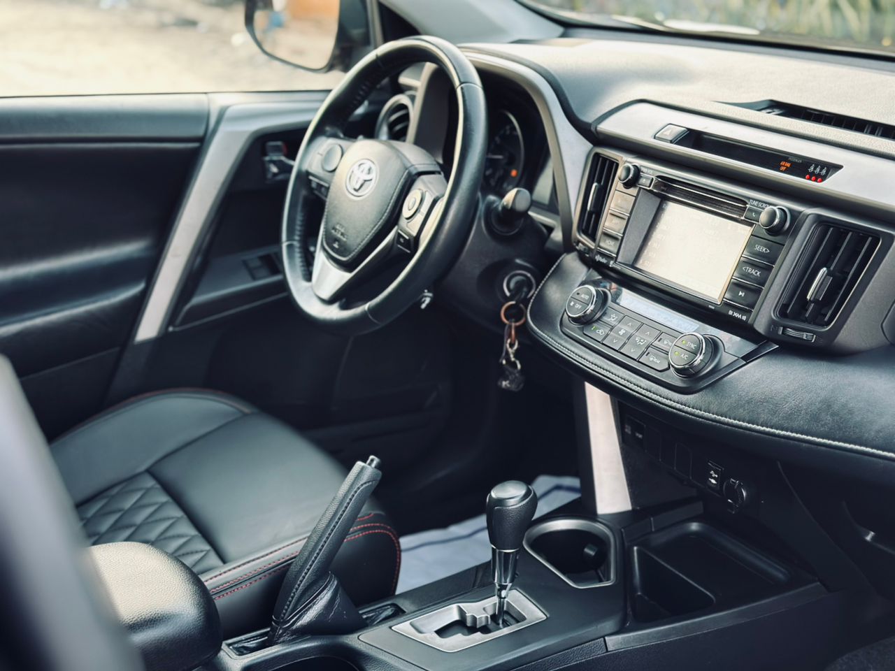 TOYOTA RAV 4 XLE 2017 NOIR