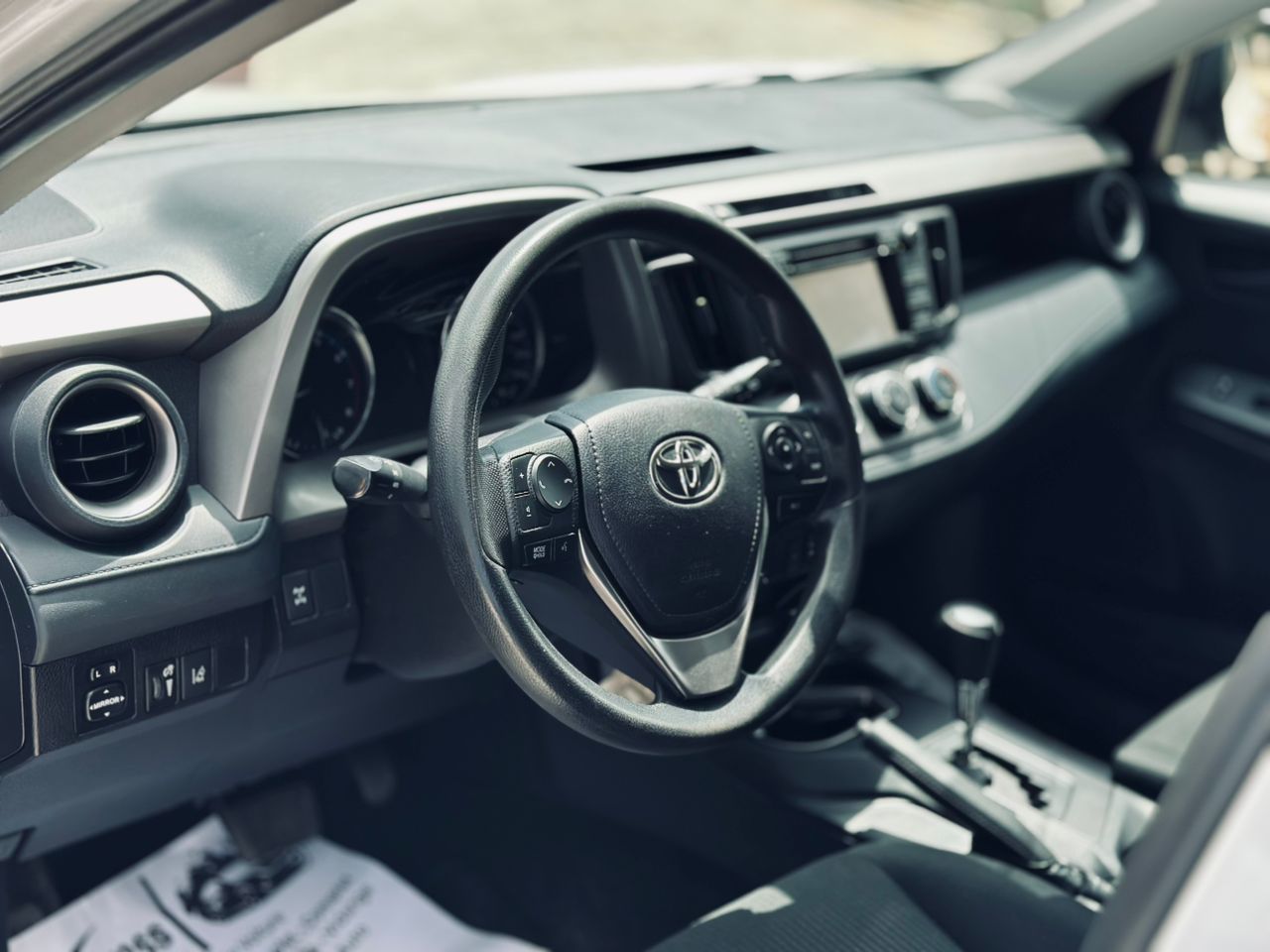TOYOTA RAV4 2017