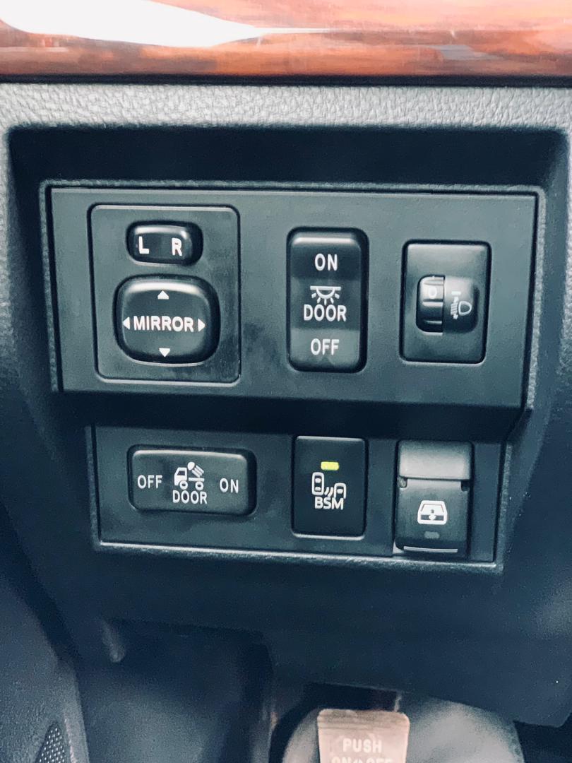 TOYOTA TUNDRA 2016