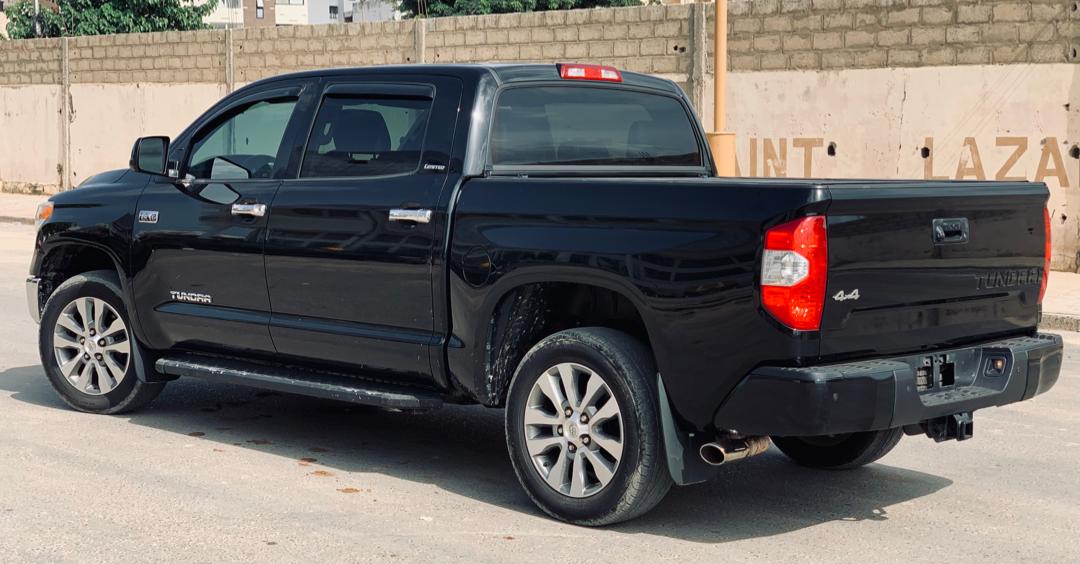 TOYOTA TUNDRA 2016